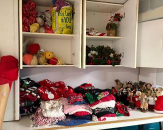 Yarn. Christmas figurines and decorations. Christmas sweaters and tops.