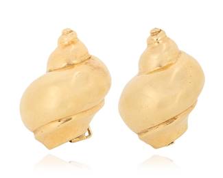 82 Seaman Schepps: A Pair of 14K Gold Earrings Of a high polish shell design, signed Seaman Schepps 2 pieces Measures: 1 x 3/4 in. 38.7 grams gross Estimate: $5,000 - $7,000