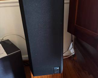 Kef Speakers 104/2 excellent condition