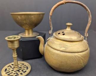 AM021 Asian Brass Home Decor