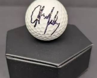 CT006 Aaron Baddeley Autographed Golf Ball