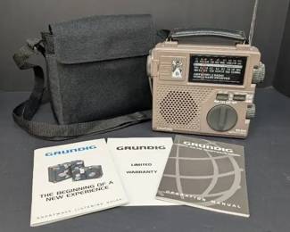 DR004 Grundig FR200 Emergency World Band Radio