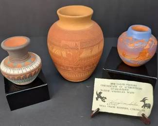 AM004 Native American Pottery Collection