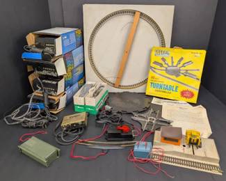 CL028 Model Train Track Turntable, Motor, and Controllers
