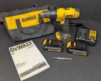 JP004 DeWalt Power Drill Set