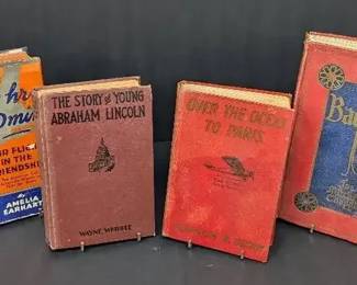 AM015 Vintage Book Collection