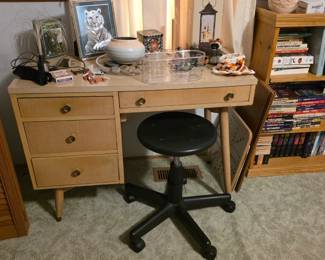 Retro Desk