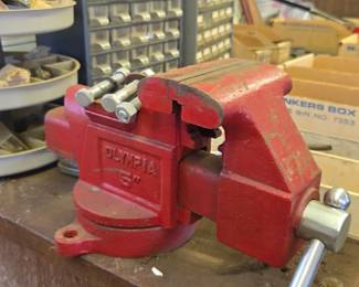 3" Bench Vise