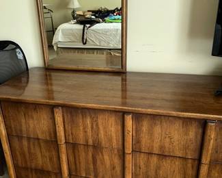 Henredon Dresser