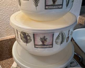 Pfaltzgraff Naturewood Dinnerware & Serveware Collection: Large Coordinated Collection • Dinnerware • Serving Pieces • Mugs • Storage Bowls • Matching Glassware