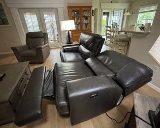 PALLISER ASHER 100% VALENCIA TG LEATHER DUAL-POWER RECLINING SOFA • PEWTER Wall-Hugger • Dual-Power Reclining • USB
