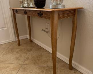 Oak Entry / Console Table: Decorative Hardware 45 x 14 x 26.75