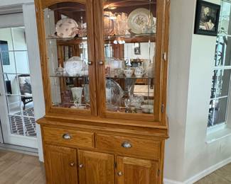 Traditional Oak Lighted Display China Cabinet: Beveled Glass • Mirrored Back • Glass Shelves • Interior Lighting