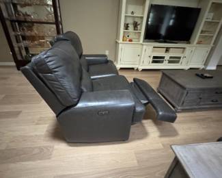 PALLISER ASHER 100% VALENCIA TG LEATHER DUAL-POWER RECLINING LOVESEAT • PEWTER Wall-Hugger • Dual-Power Reclining • USB