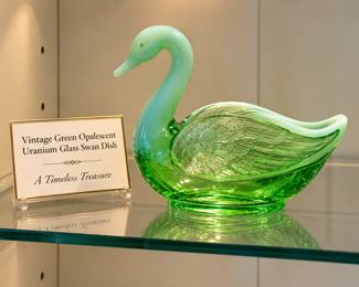 Vintage Green Opalescent Uranium / Vaseline Glass Swan Dish – UV Reactive
