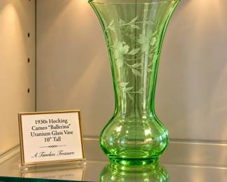 1930s Hocking Cameo “Ballerina” Green Uranium Glass Vase – 10” – UV Reactive