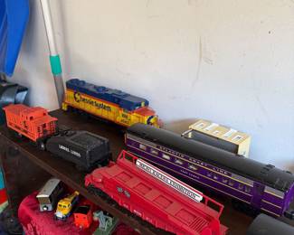 Lionel train cars
