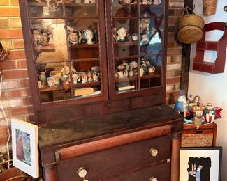Toby mugs, 19th century secretary with sandwich glass pulls
