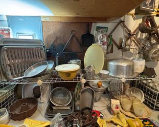 Vintage Kitchen 