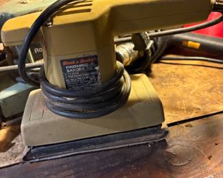Black and Decker Sanders