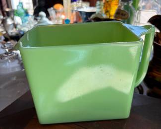 Jadite Uranium Pitcher - it glows