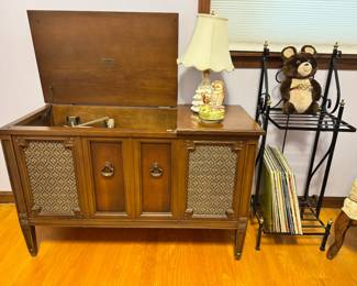 Stereo Record Player