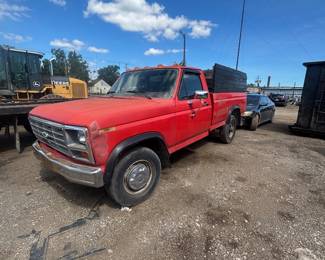 Ford pick up dump truck