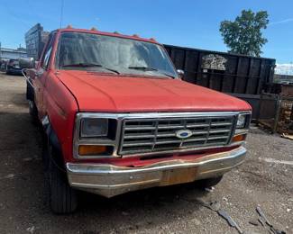 Ford pick up dump