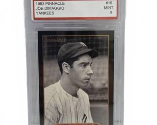 	1993 Pinnacle Joe DiMaggio #16