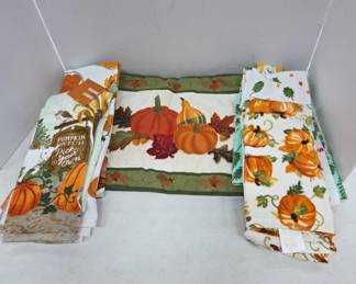 Pumpkin and Autumn Themed Kitchen Linens