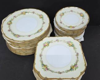 Noritake China Aileen Pattern Plates Assortment
