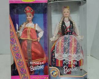 Russian and Polish Barbie Dolls Collector Edition