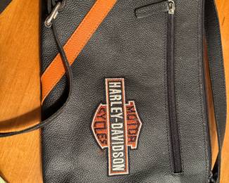HARLEY DAVIDSON cross body leather purse