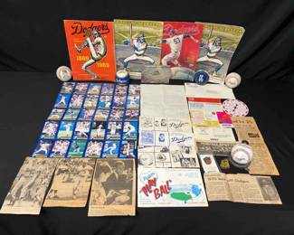UM443The Ultimate Dodgers Fan Collection
