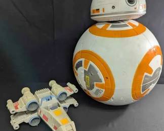 UM302Star Wars BB8 Droid X Wing Fighter