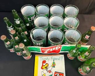 UM388Vintage 7oz. 7up Bottles, 3 12oz. 10 Large Glasses