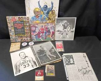 UM467Reggie Doss And John Elwey Vintage Football Memorabilia