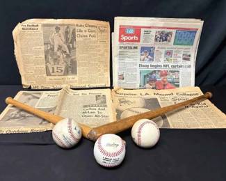 UM445Vintage Newspaper Baseball Collection