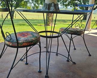Table and 2 chairs