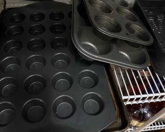muffin and cupcake baking pans
