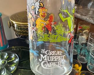 vintage 1981 McDonald's "The Great Muppet Caper" collector's glass featuring Kermit the Frog