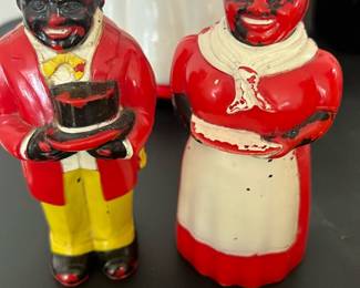 "Aunt Jemima and Uncle Mose" salt and pepper shakers