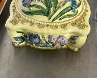 decorative porcelain trinket box