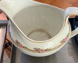 white porcelain gravy boat