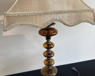 vintage table lamp