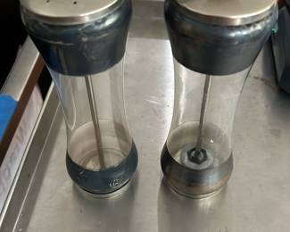 vintage salt shaker and pepper mill set