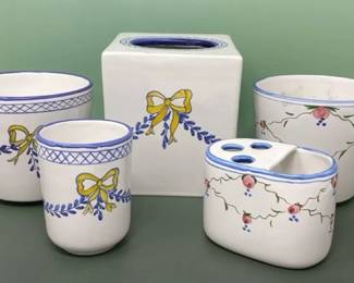 Crabtree Evelyn Hand painted Ceramic Bathroom Accessories