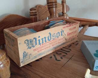 Wood cheese box