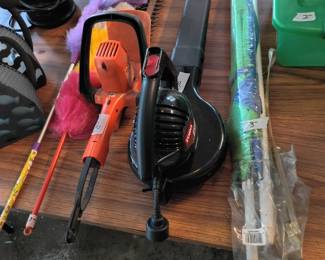 Power yard tools