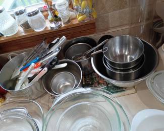 Stainless steel bowls